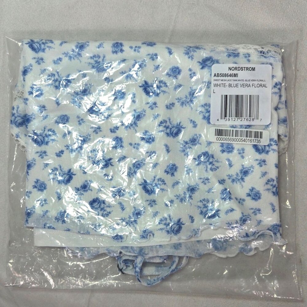 Abound Womens Sweet Mesh Lace Trim White & Blue Floral Camisole Top Lg NWT - Picture 9 of 9